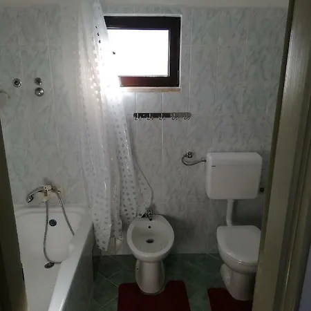 Family Apartman Luka Apartment *
